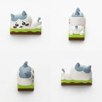 Hachiware 2U keycap shown from front and side angles | SIMPOCUBIC