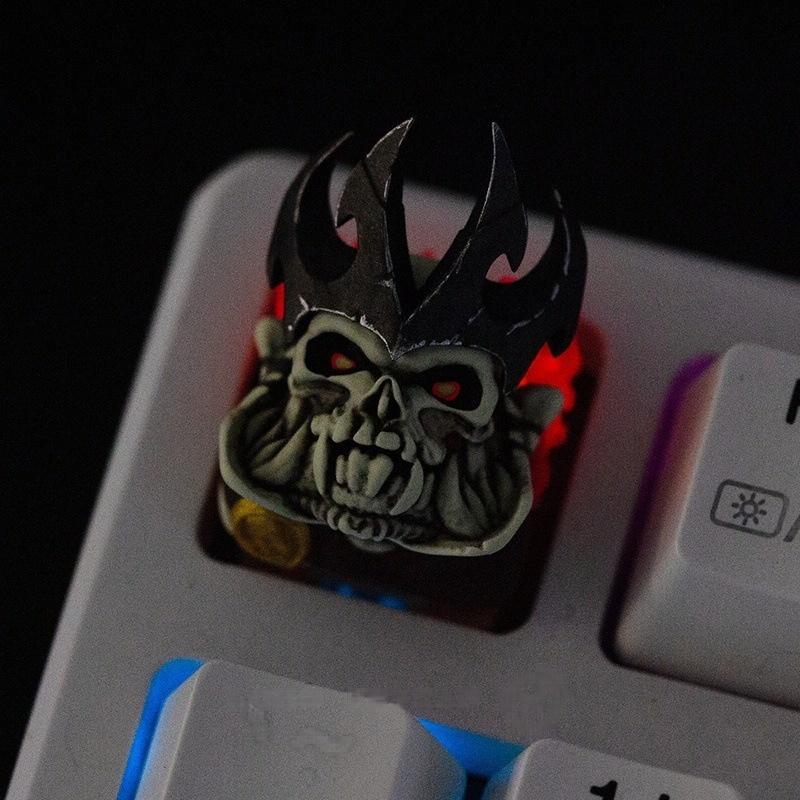 Dota 2 Wraith King The One True King keycap fitted on a black keyboard | SIMPOCUBIC