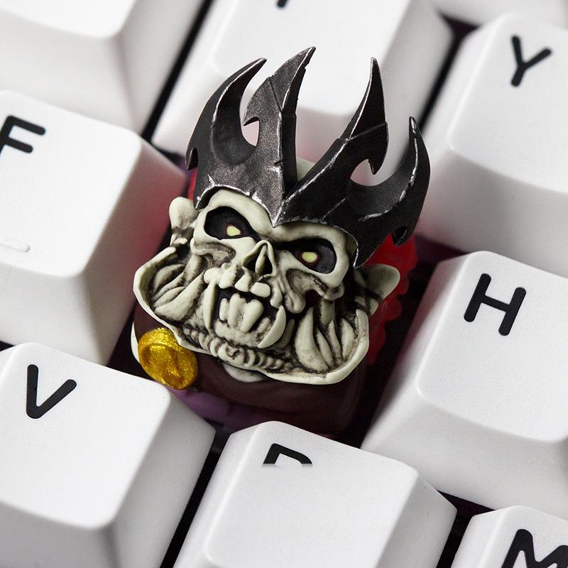 Dota 2 Wraith King The One True King keycap on a white keyboard | SIMPOCUBIC