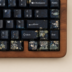 Faint Fragrance French AZERTY keycaps, arrow keys detail