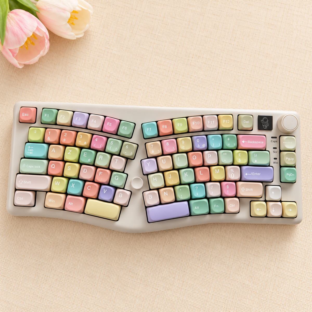 SIMPOCUBIC JELLY MOA ALICE French AZERTY keycaps, front view
