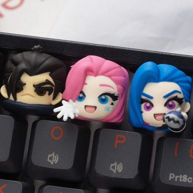 Three League of Legends character keycaps fitted on a keyboard | SIMPOCUBIC