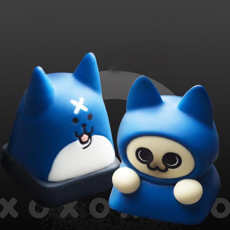 Blue Monster Hunter cat keycap shown from front and rear | SIMPOCUBIC