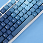 Ocean Heart MOA PBT keycaps in German QWERTZ layout, central letter keys and spacebar detail